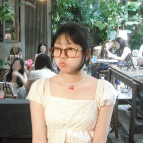Profile picture of พรนภา ผิวอ่อน